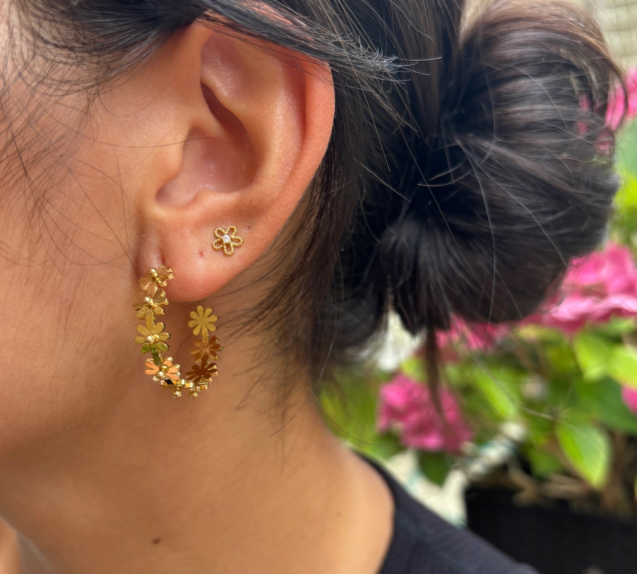 18ct Gold Plated Daisy Hoop Earrings image 0